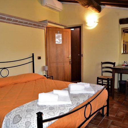 Il Pozzo Di Sant'Andrea Bed and Breakfast Siena Eksteriør billede