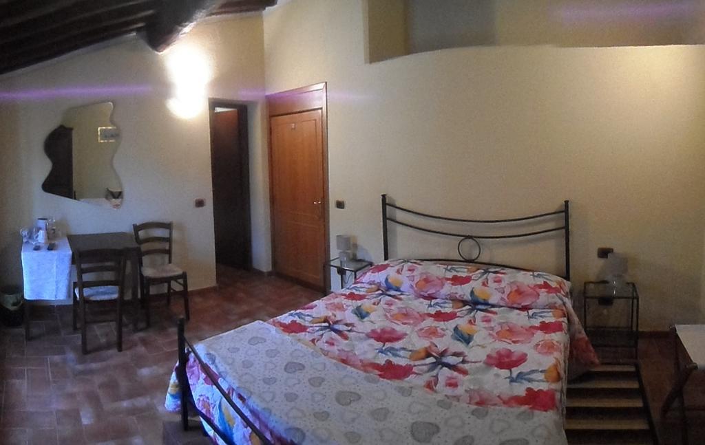 Il Pozzo Di Sant'Andrea Bed and Breakfast Siena Eksteriør billede