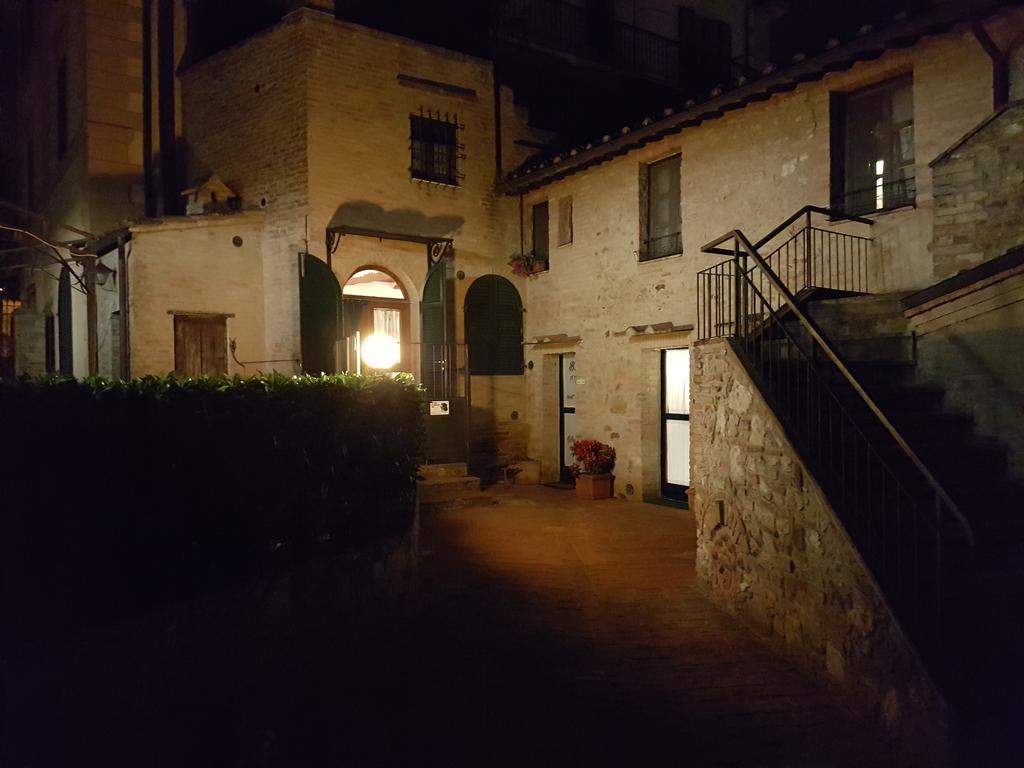 Il Pozzo Di Sant'Andrea Bed and Breakfast Siena Eksteriør billede