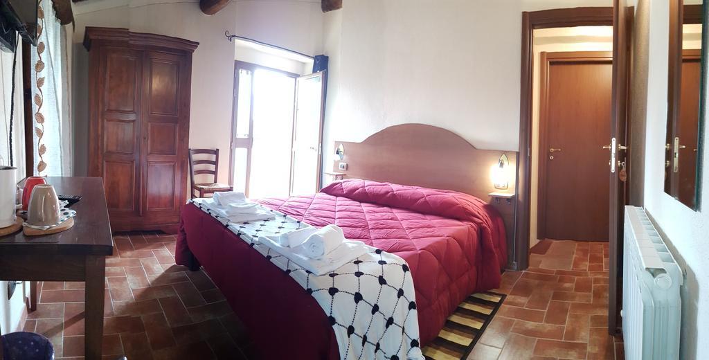 Il Pozzo Di Sant'Andrea Bed and Breakfast Siena Eksteriør billede