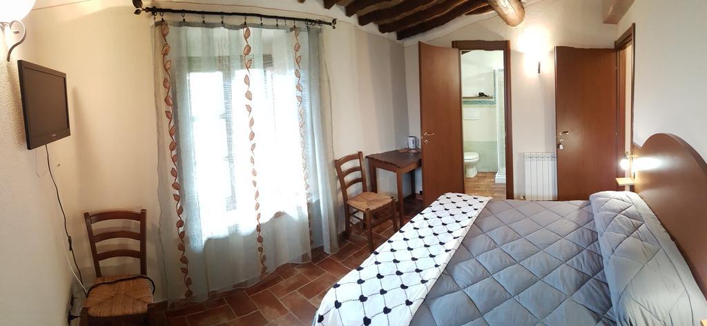 Il Pozzo Di Sant'Andrea Bed and Breakfast Siena Eksteriør billede
