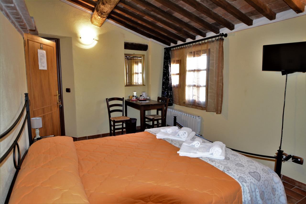Il Pozzo Di Sant'Andrea Bed and Breakfast Siena Eksteriør billede