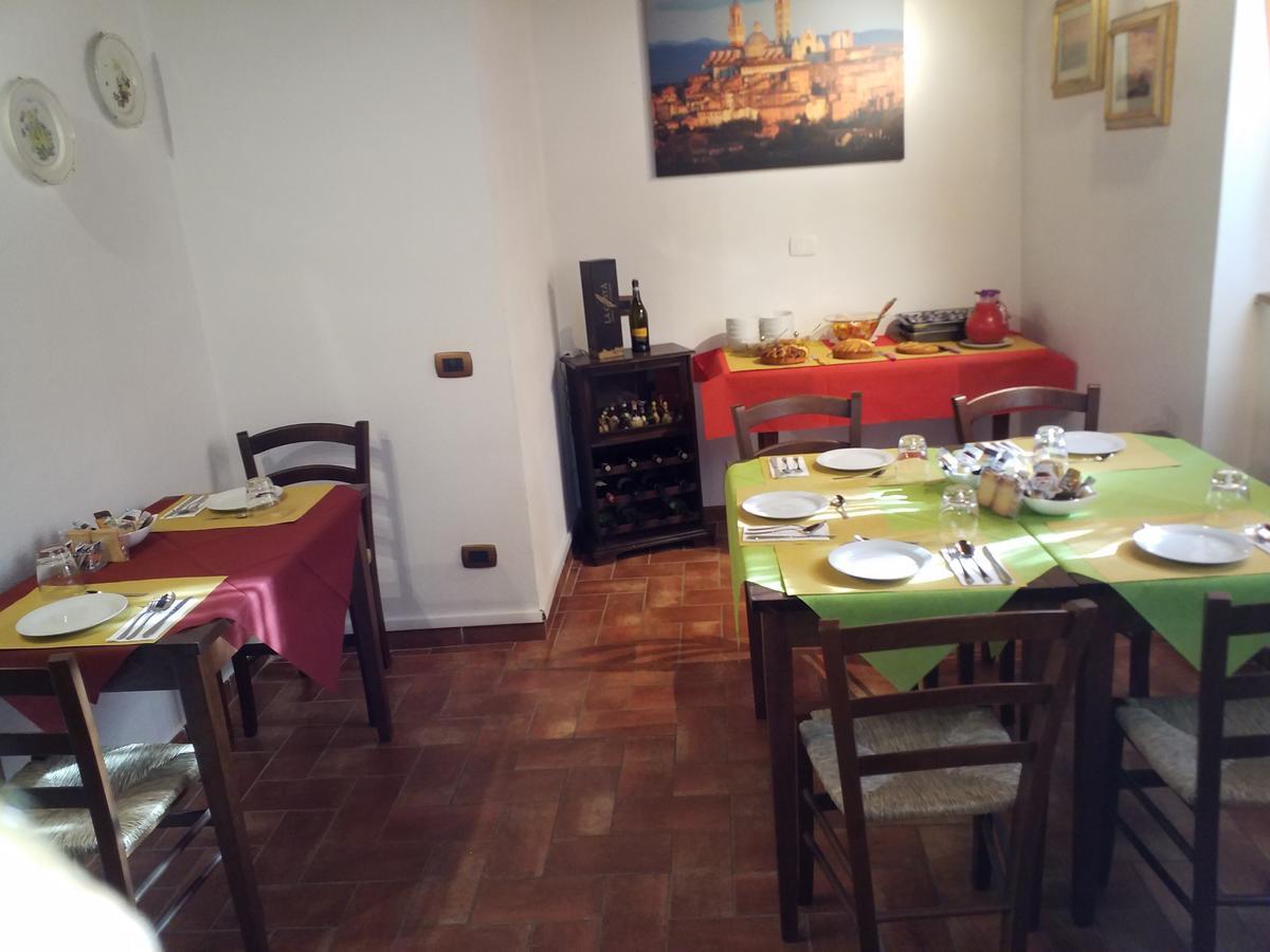 Il Pozzo Di Sant'Andrea Bed and Breakfast Siena Eksteriør billede